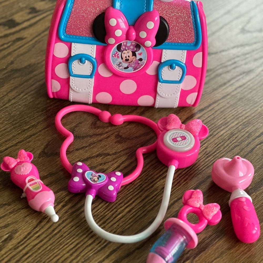 Disney Minnie Mouse Bow Care Doctor Set